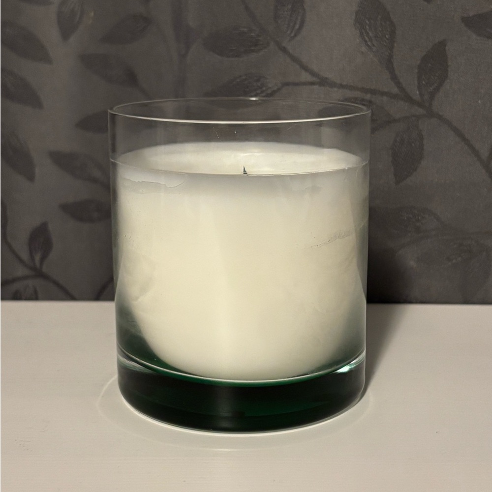 Crate&Barrel - City Gardens Kyoto Candle